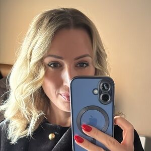 Meet your Posher, Daria